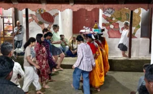गौरा-गौरी लोकनृत्य में विदेशी पर्यटक, GPM district tourism