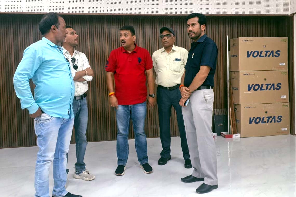 Bilaspur Press Club’s : प्रेस क्लब के पुनर्निर्माण का बेलतरा विधायक शुक्ला ने मुआयना किया